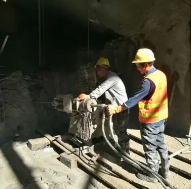 神农架水下抗分散灌浆料特点 水下不分散注浆料介绍